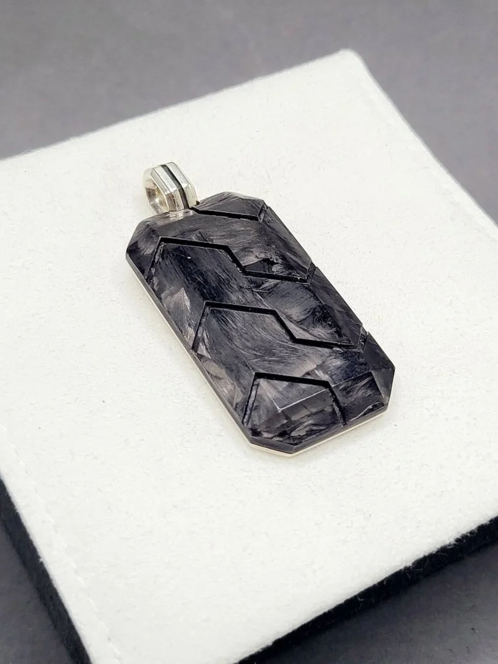 David Yurman Large Forged Carbon Inlay Dog Tag Pendant - 49mm